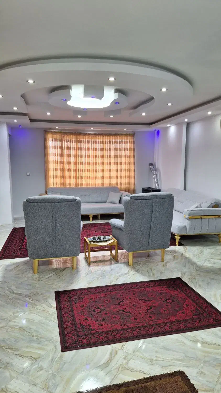 آپارتمان _چهارطبقه چهار واحدی _باسازی شده _۲خواب