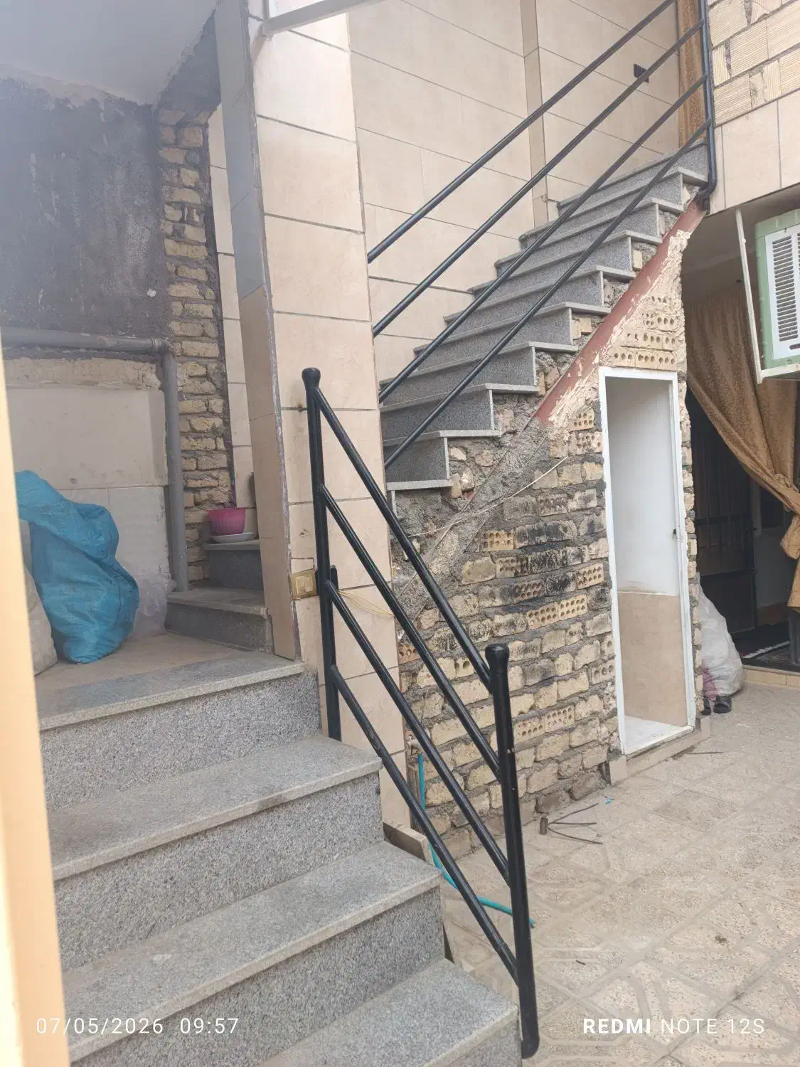 خانه دوطبقه‌و‌نیم100متری