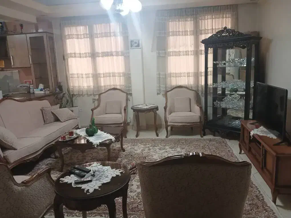 ۶۵ متر  _تک خواب آسانسور_انباری_بالکن