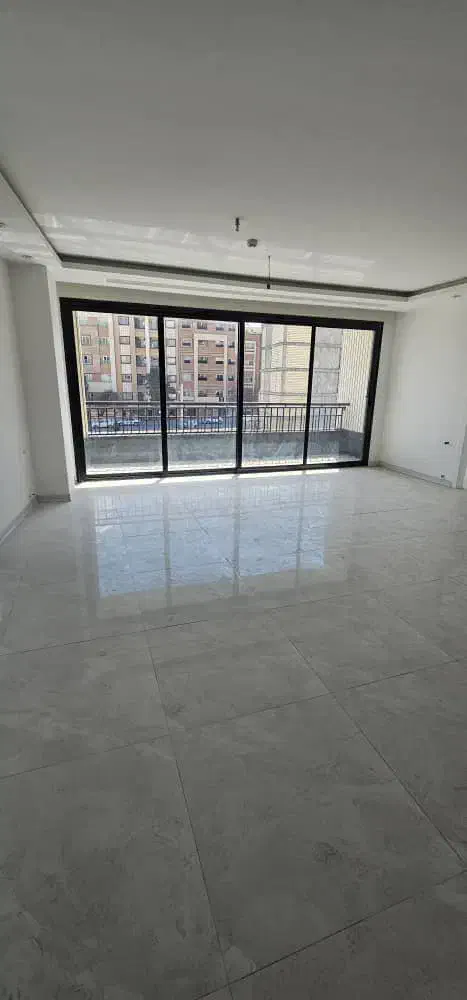 آپارتمان ۱۲۹ متری 2 خواب تک واحدی شهرک کوثر