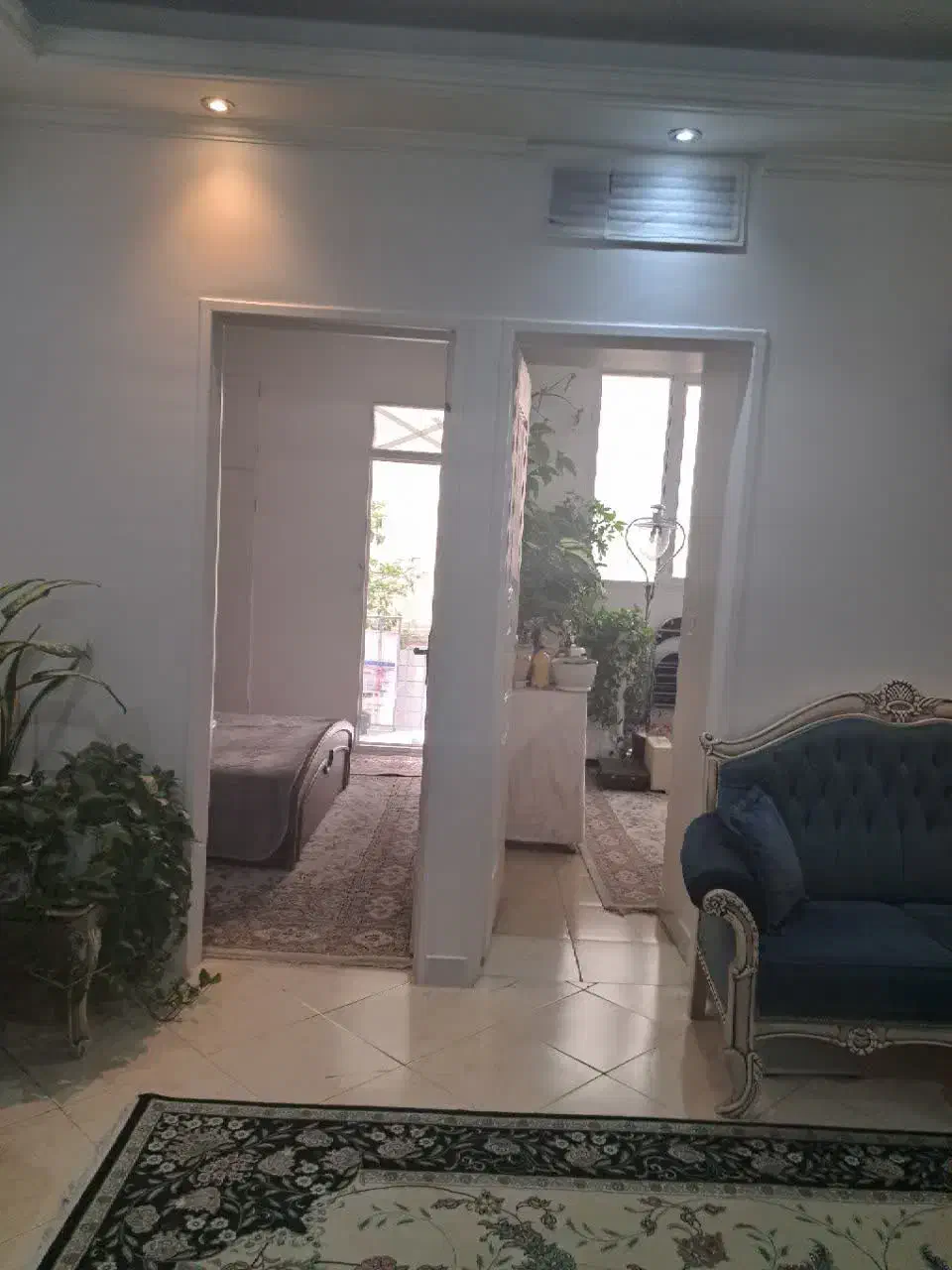آپارتمان تک واحدی