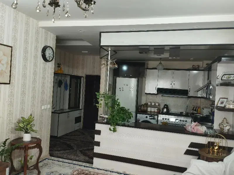 خریدار اپارتمان