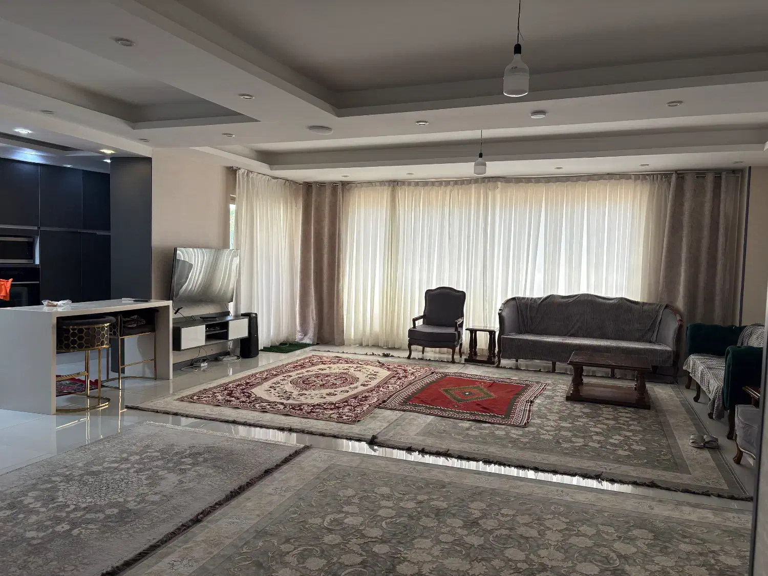 آپارتمان ۱۴۰ متری صنایع ۲ خوابه