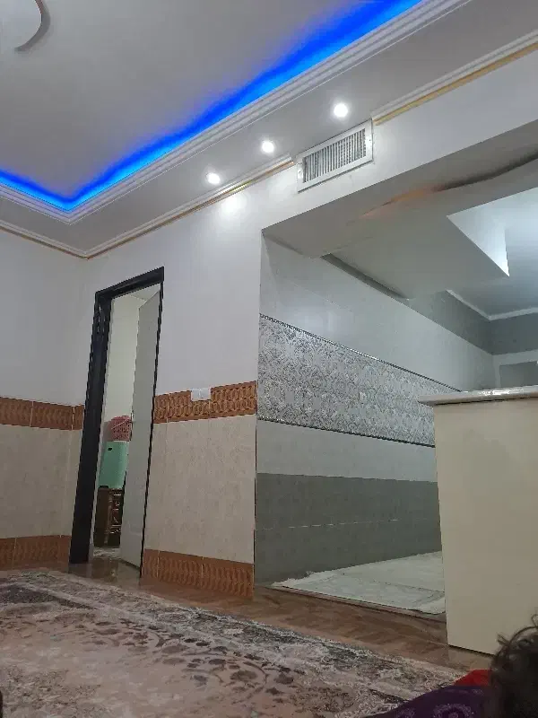 خانه ۳ طبقه با پارکینگ