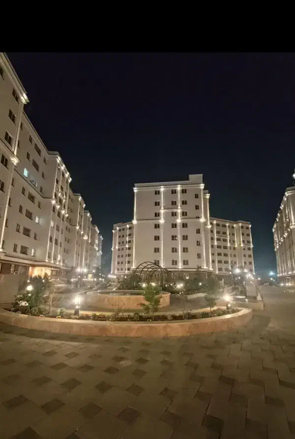 رهن کامل ۹۸متری لیلیان پالاس