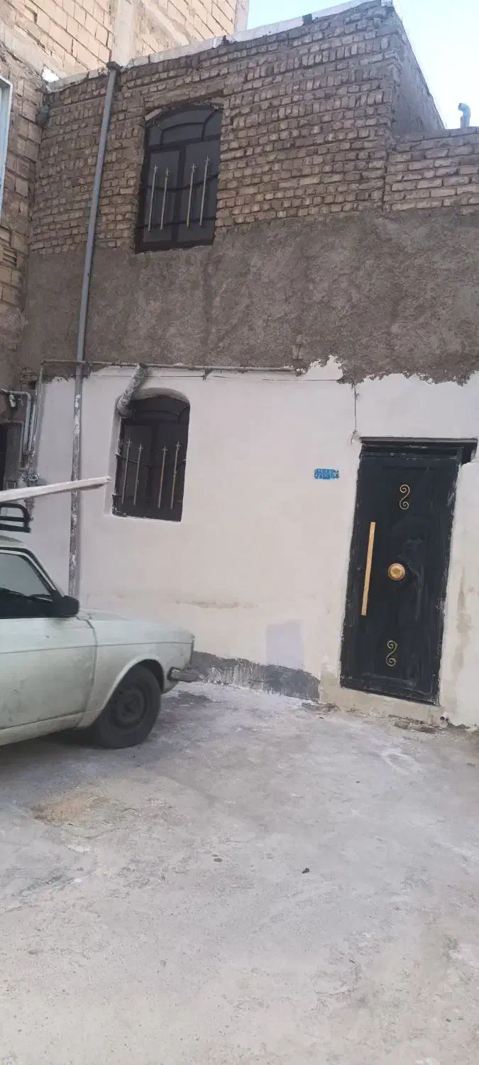 خانه‌ویلایی‌دردوطبقه