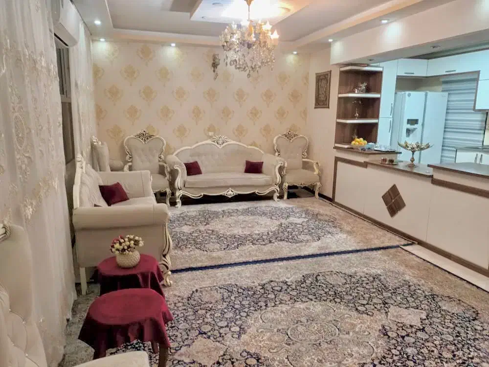واحد 82 متری