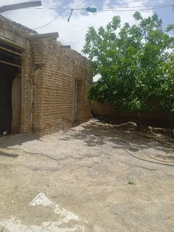 فروش یک باب منزل مسکونی