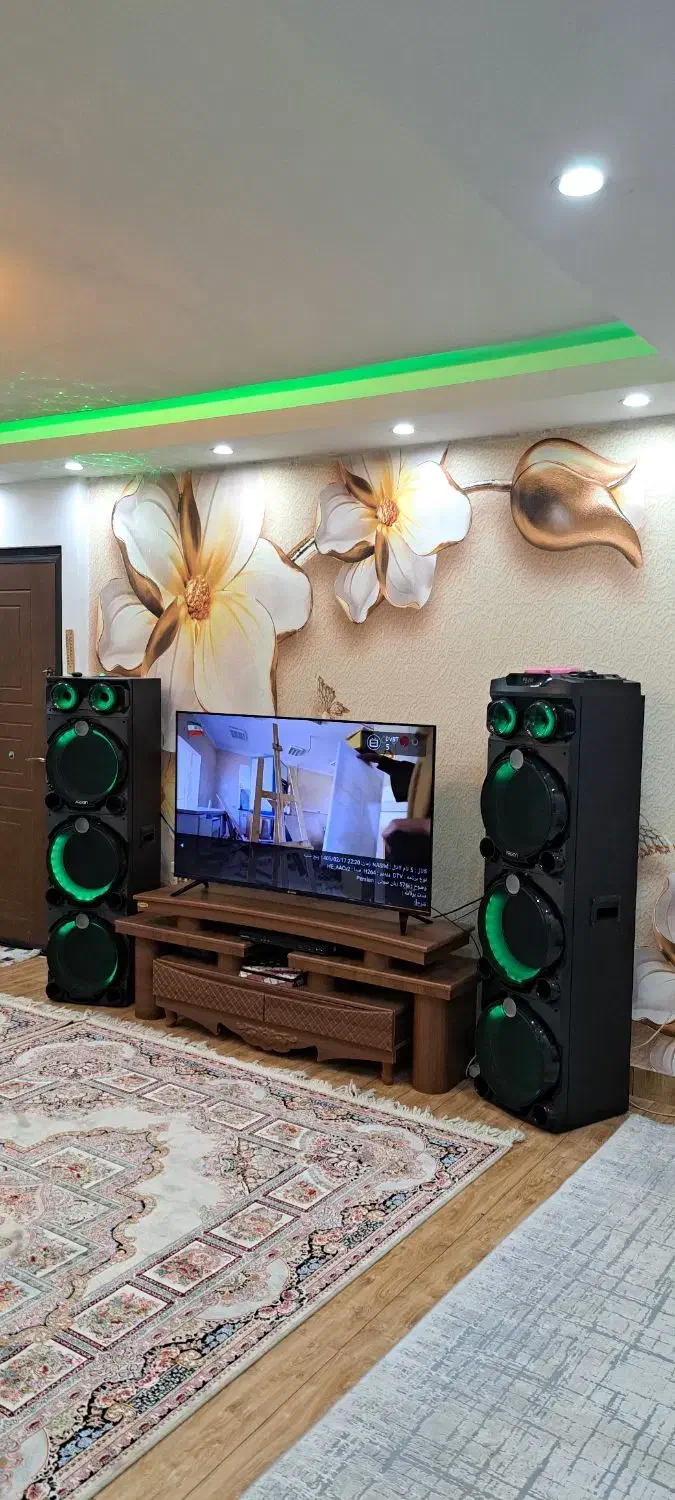 واحد مسکونی ۶۰ متری گل سرخ شرقی