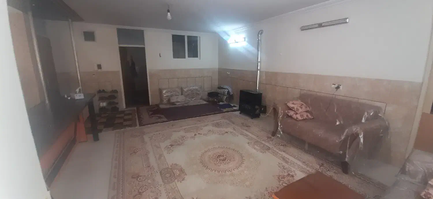 ۷۰ متری تک خواب با حیاط اختصاصی