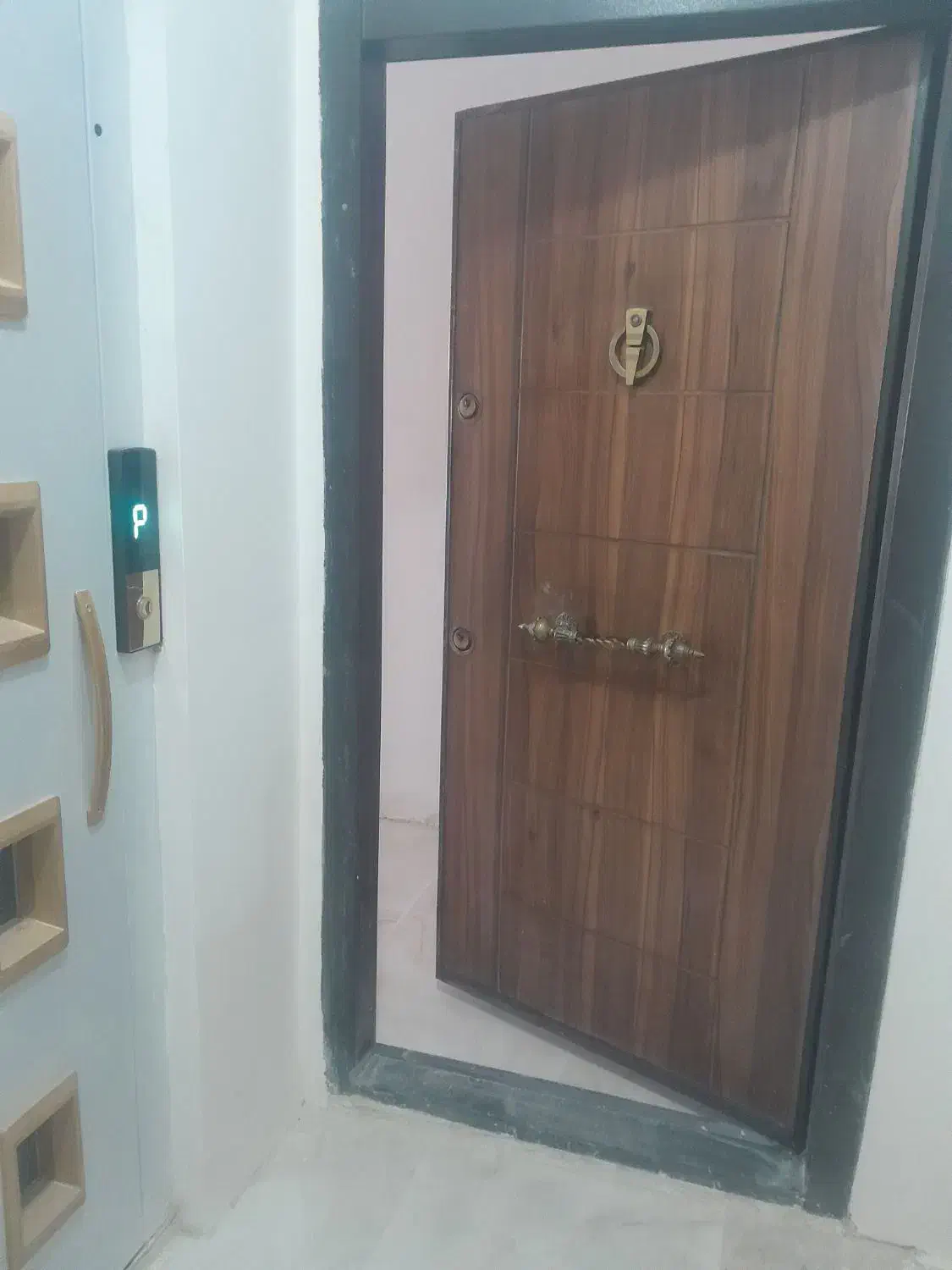 آپارتمان شمس تبریزی
