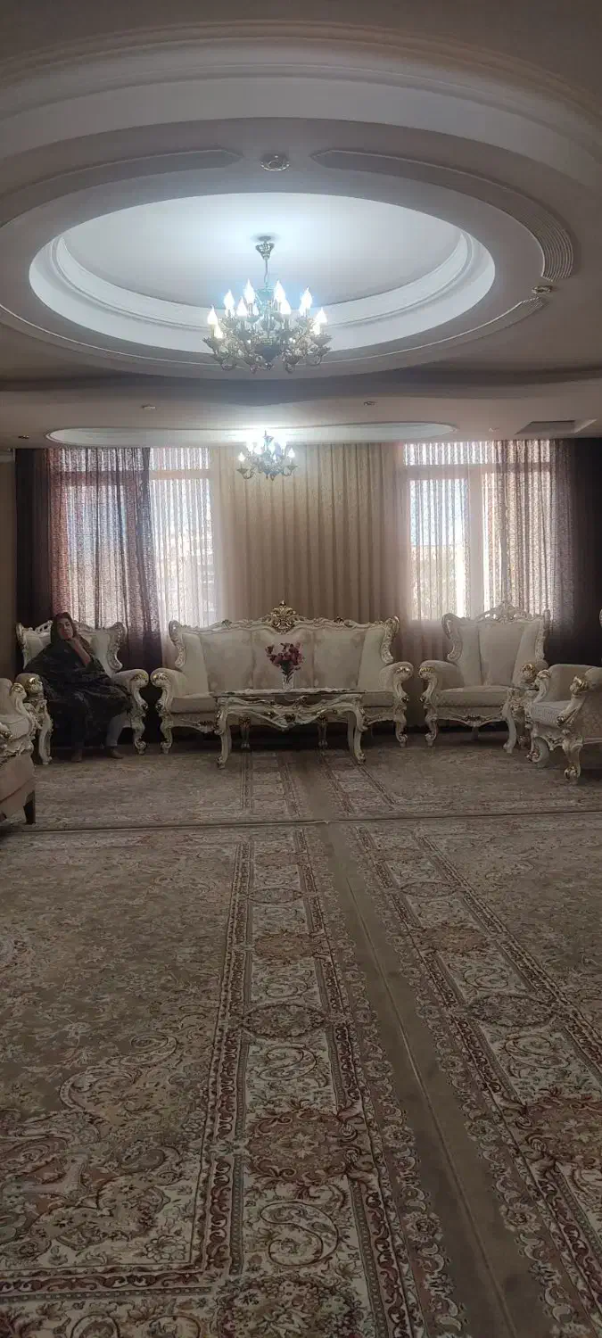 آپارتمان  ۱۴۶ متری تک واحدی