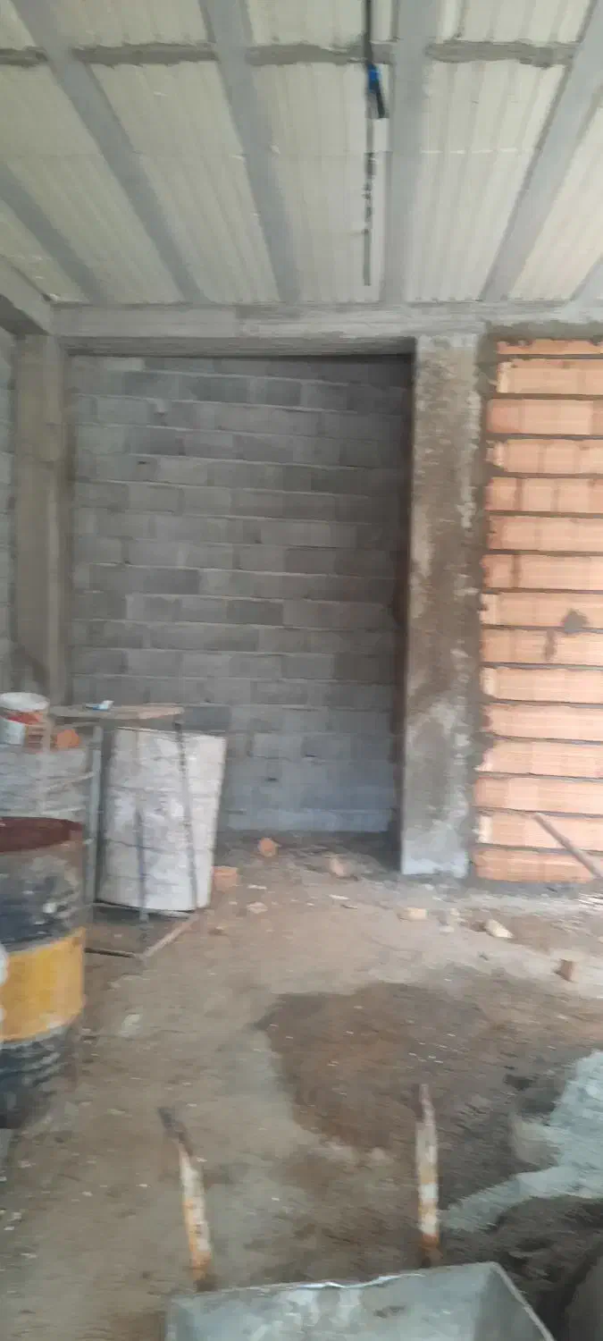 ساختمان دوبلکس نیمه کاره