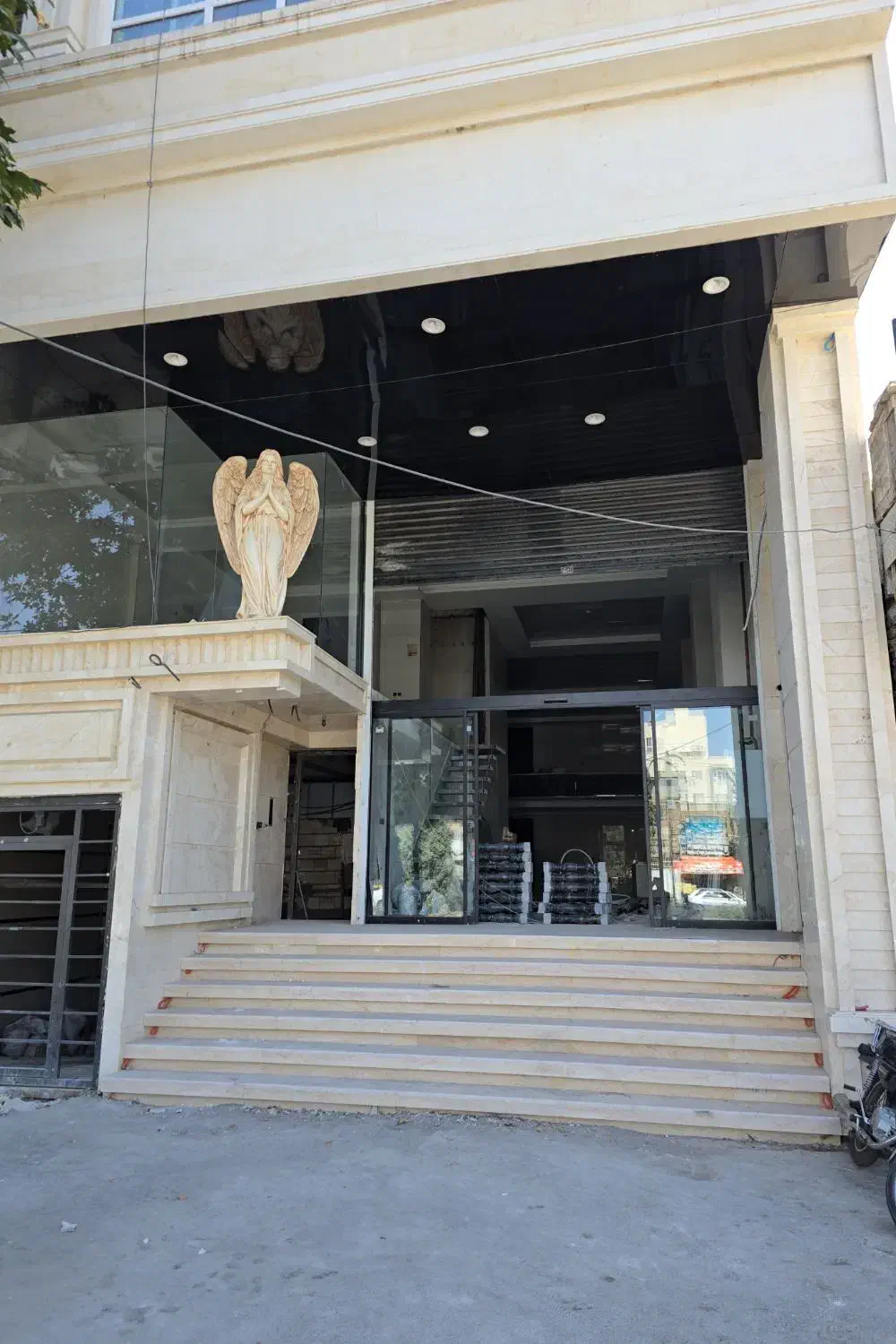 مغازه حاشیه فضل