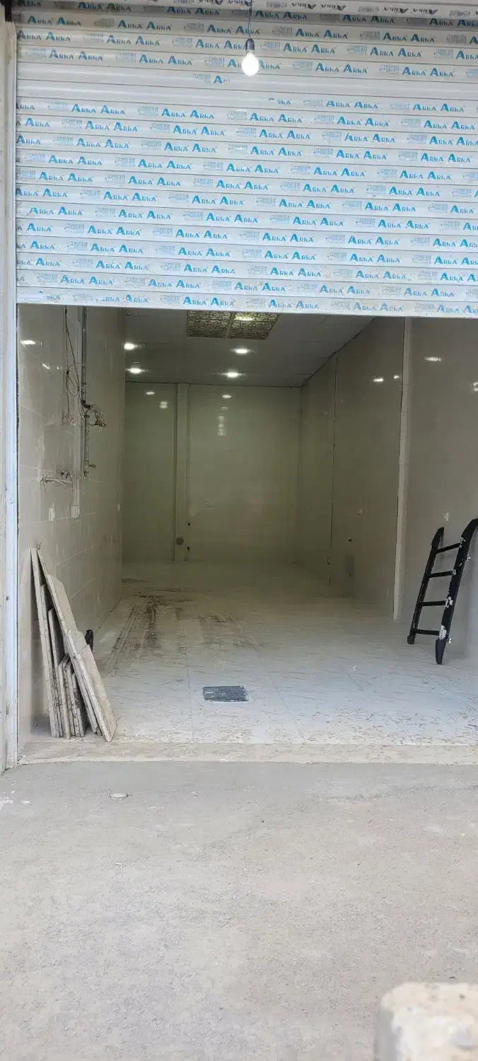 مغازه فروشی