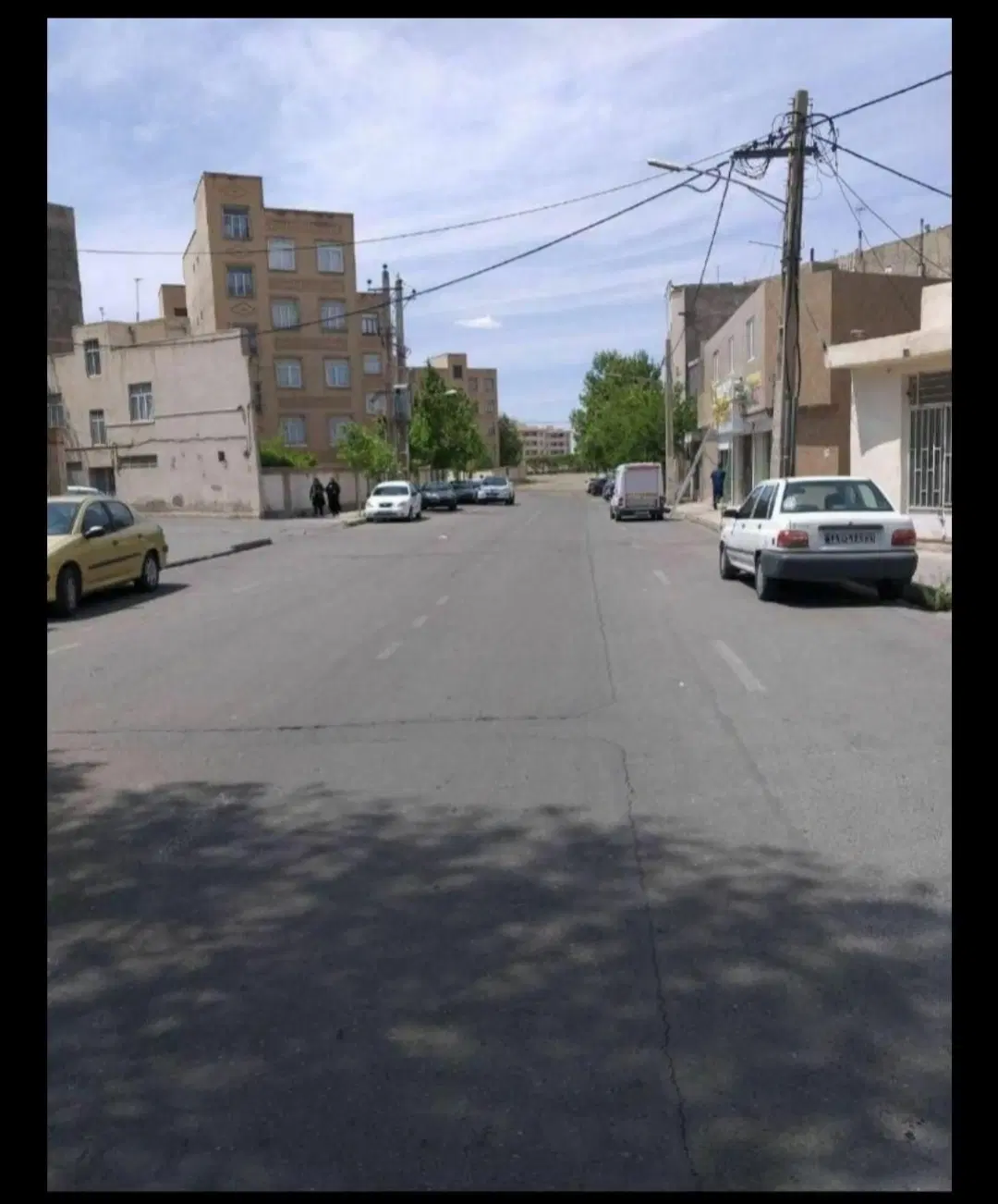 ویلایی  فردیس دوطبقه ۱۴۱ متر دونبش با مغازه