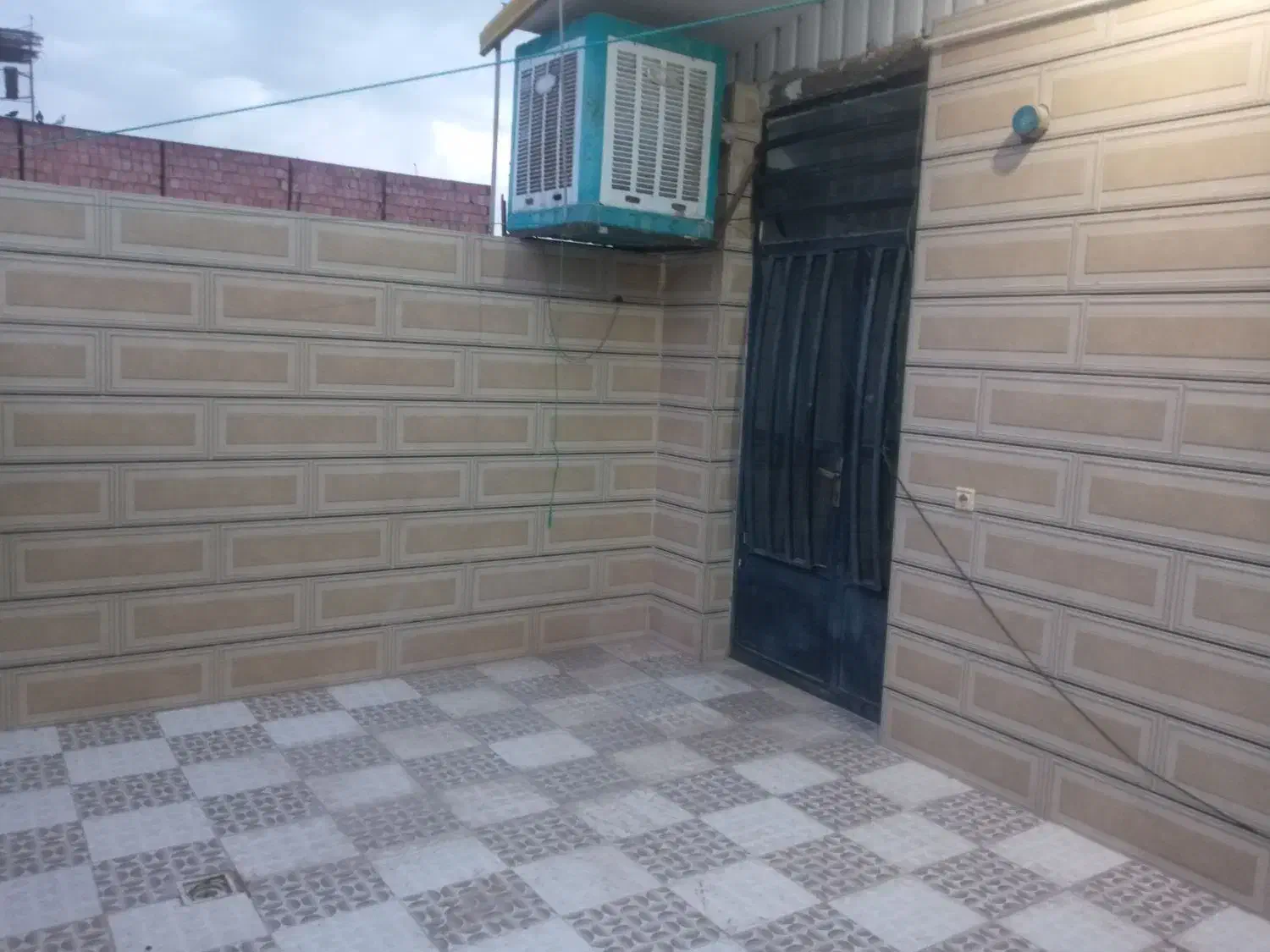 اجاره.یک واحد۱۰۰متری.دوخواب