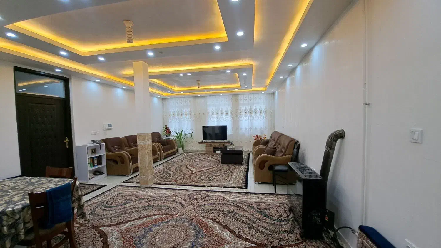 خانه ویلایی ۱۳۶ متری شیک در بلوار هفت‌تیر