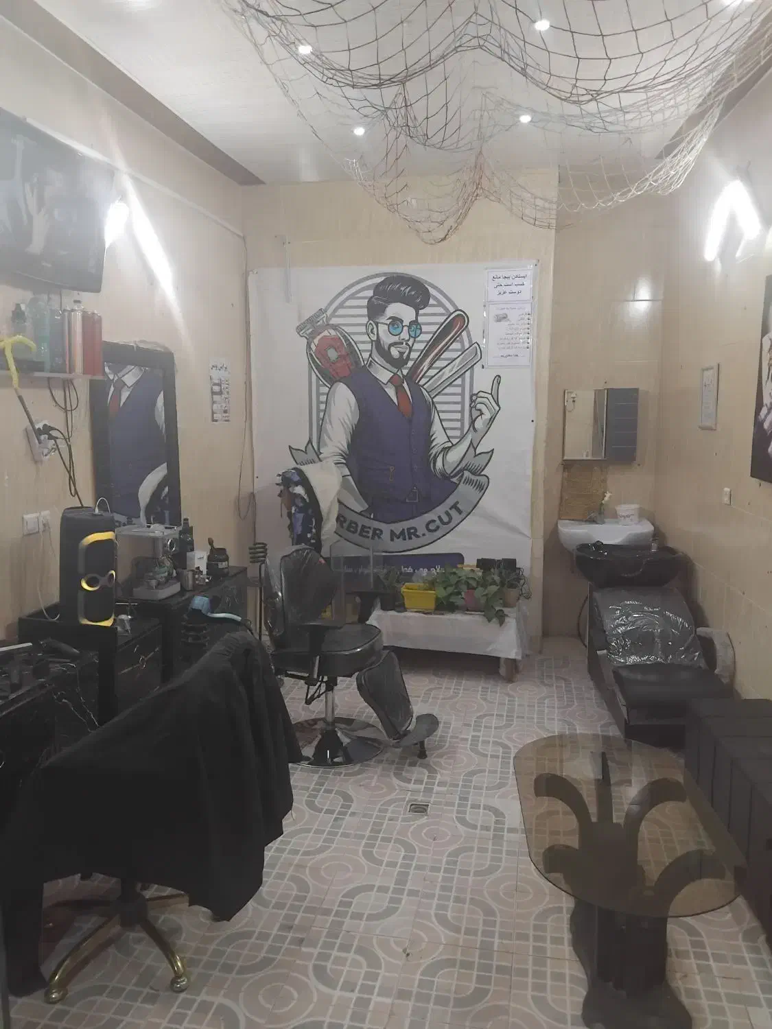 مغازه فروشی ۱۸متری