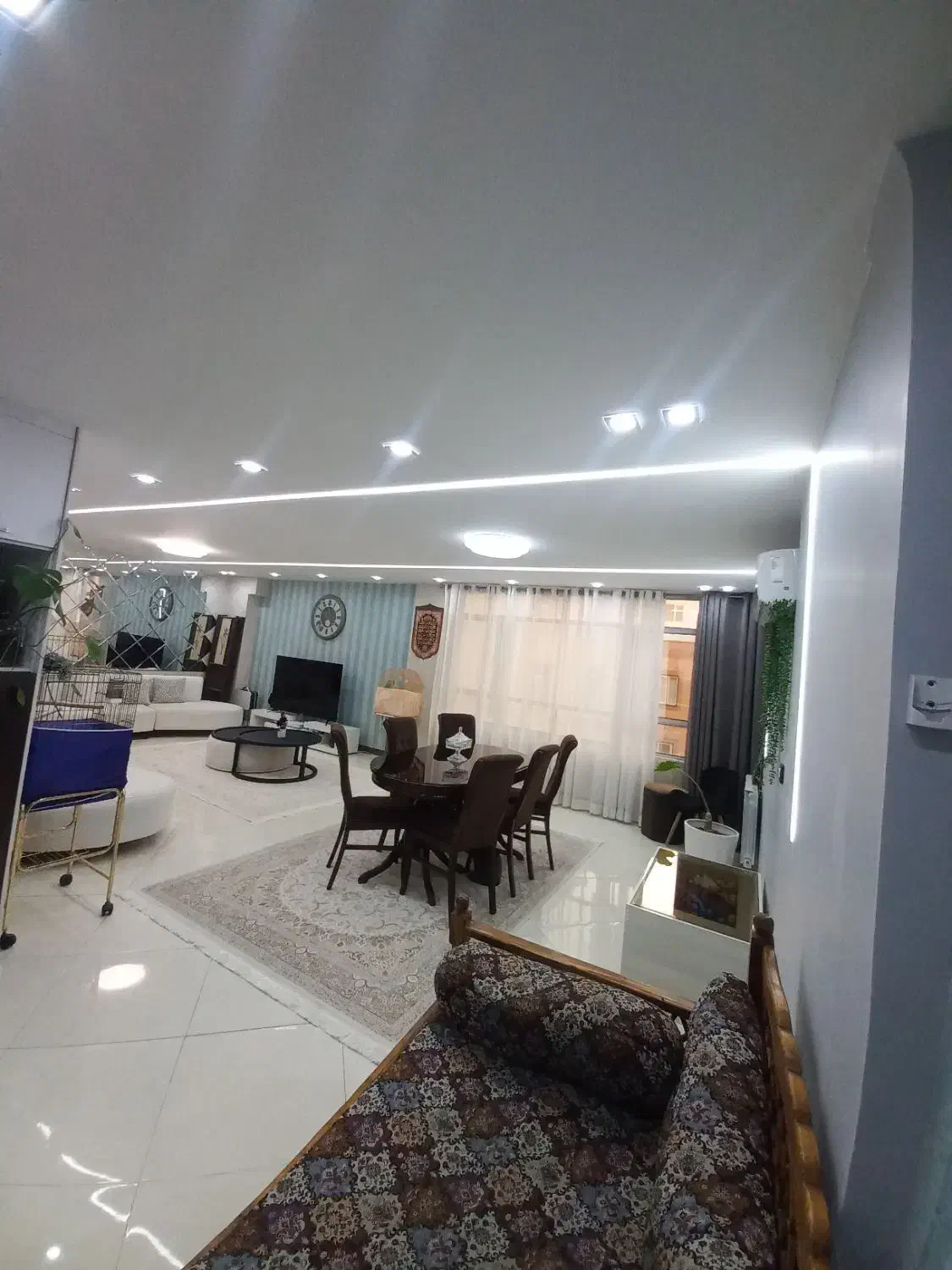 فروش آپارتمان۱۲۰متر ۲خواب روبنما متراژ واقعی فوری