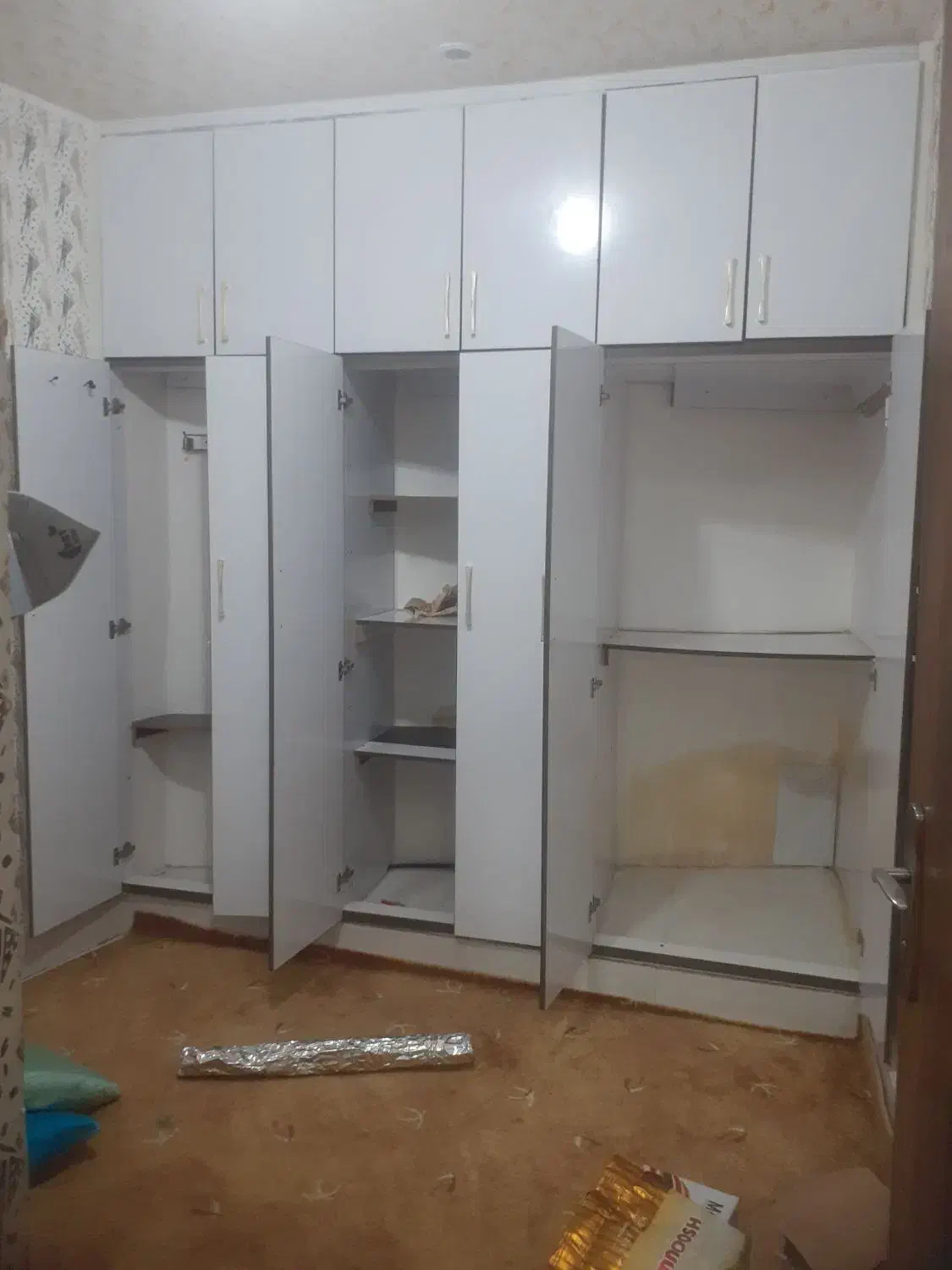 فروش طبقه بالا پارک ماشین