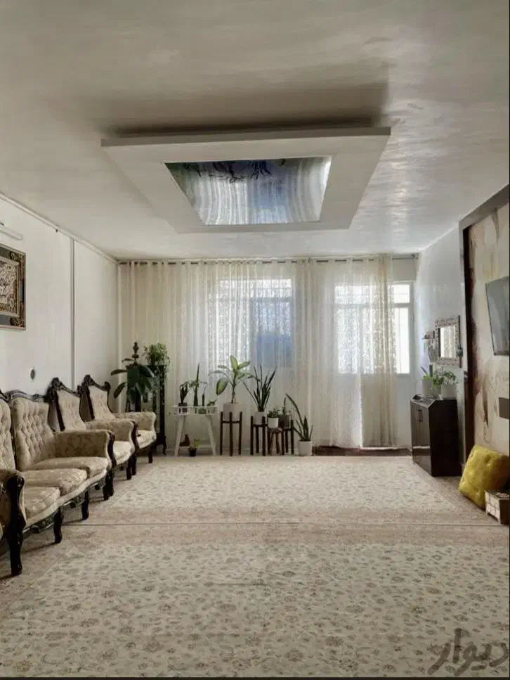 زمین سند دار واقع درخیابان  نرجس