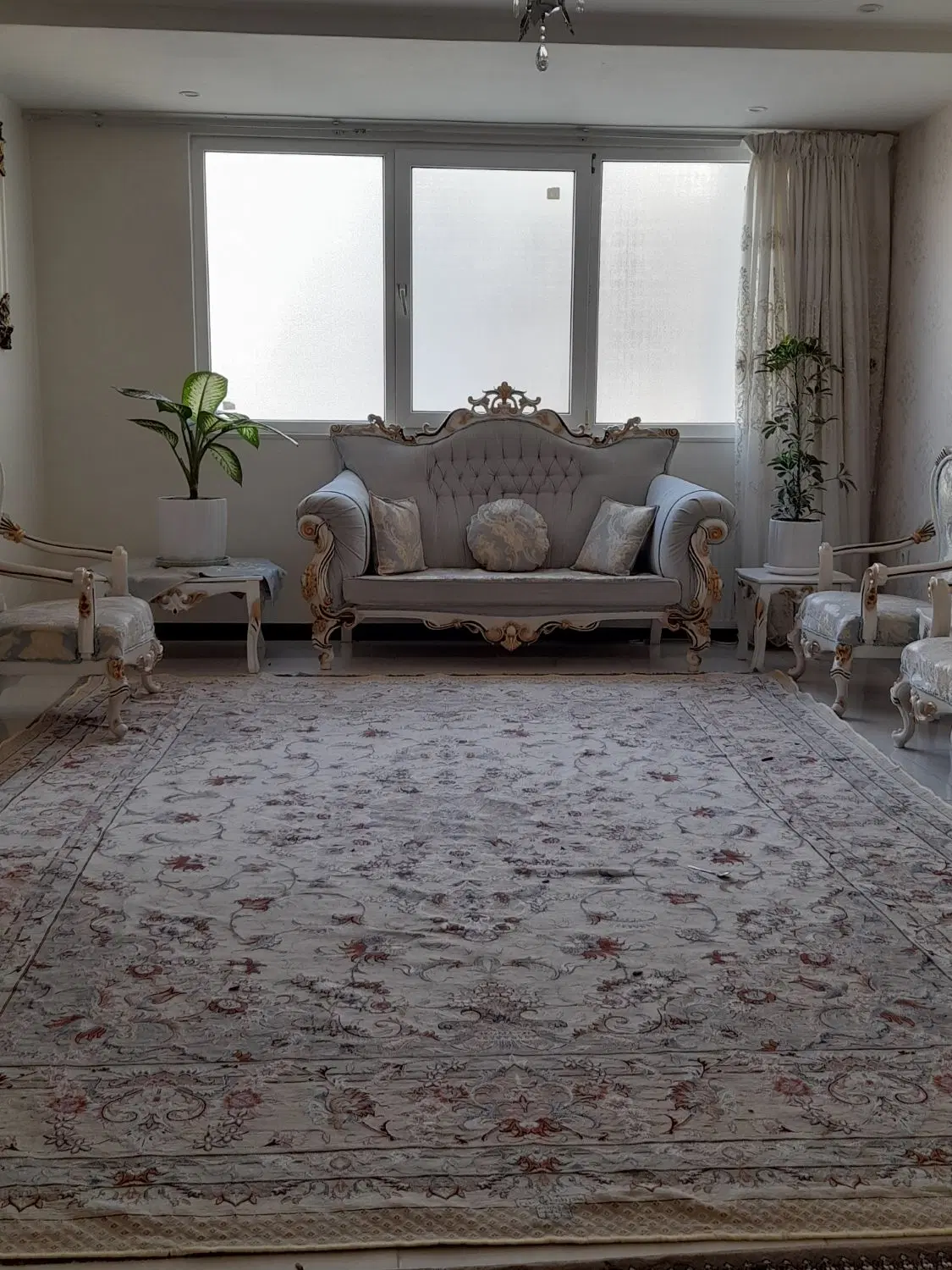 واحد سه نبش با نقشه خوب