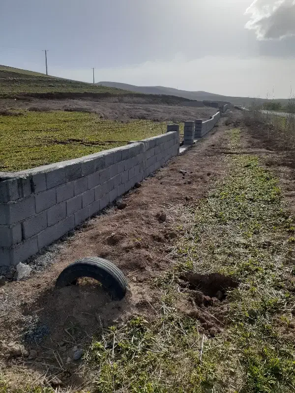 ۵۰۰ متر زمین باغی با آب دیوار کشی درخت بستان آباد