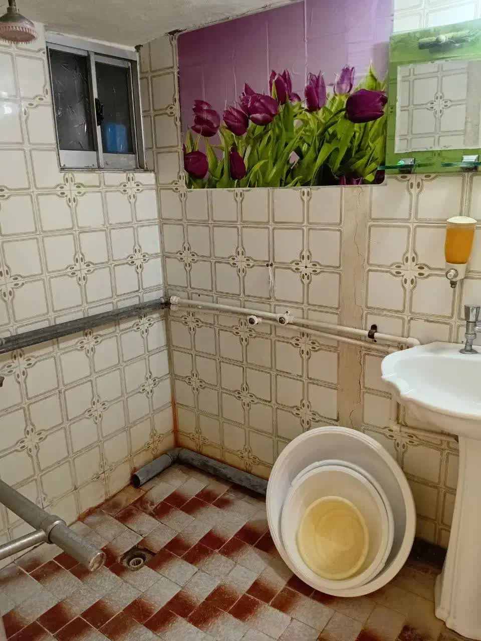 ویلایی یک خوابه.حیاط دار.