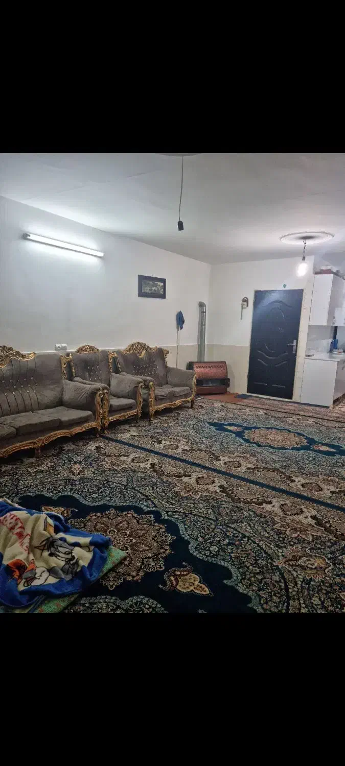 ۱۰۰ متر اجاره ای