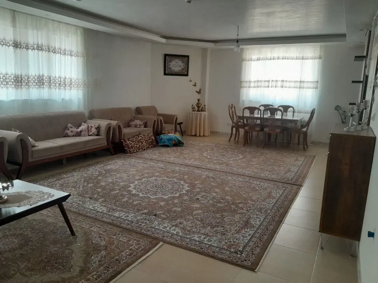 واحد ۱۲۰ متری واقع در خیابان سعدی فرهنگیان