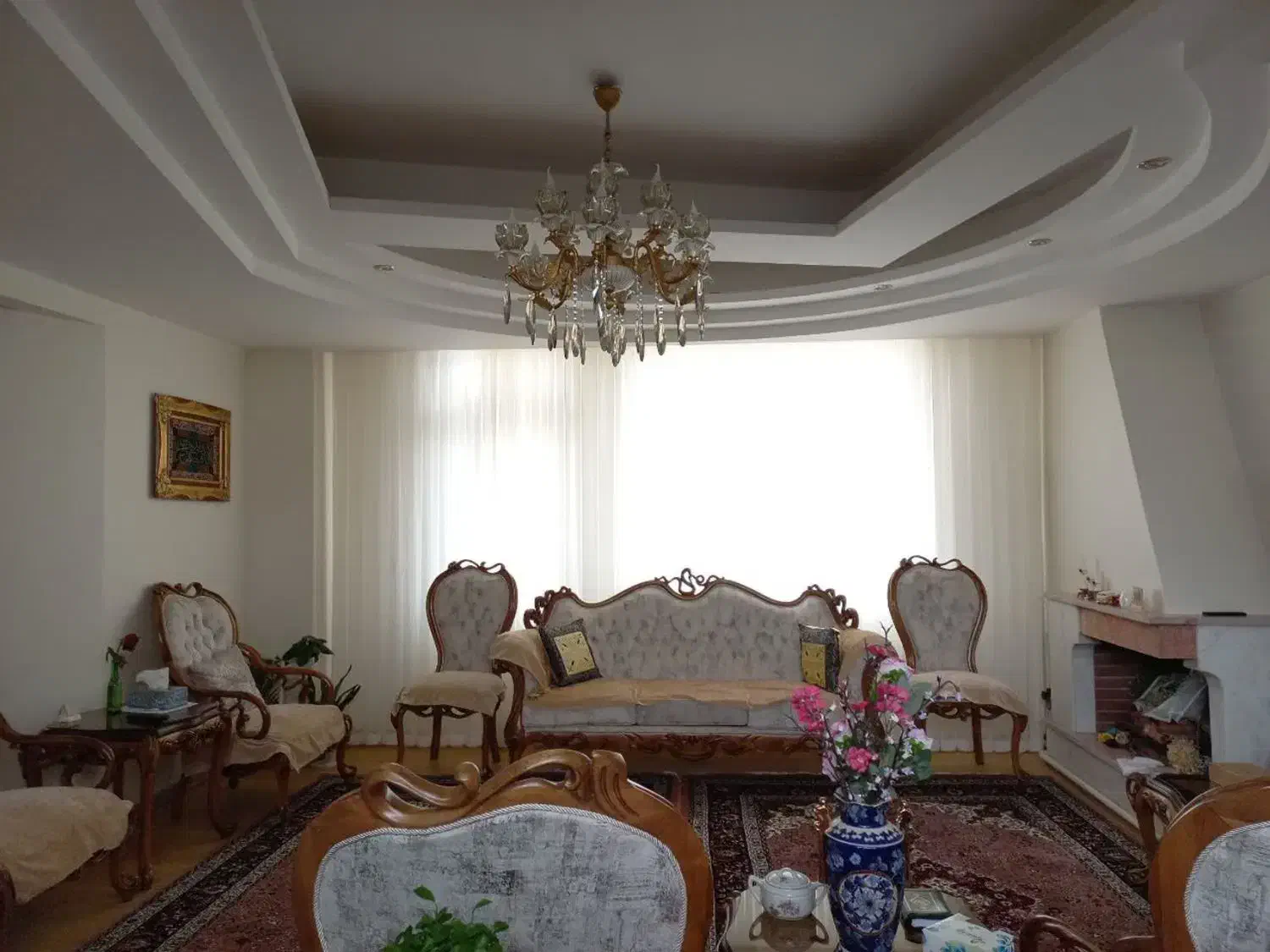 ولیعصرتختی۷۸متر۴۰مترحیاط خلوت اختصاصی