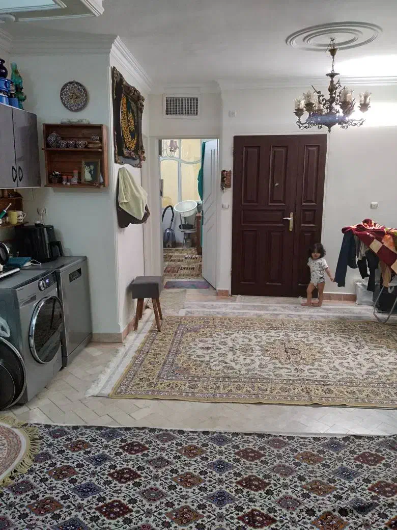 ایران قادری ،عرب سرخی