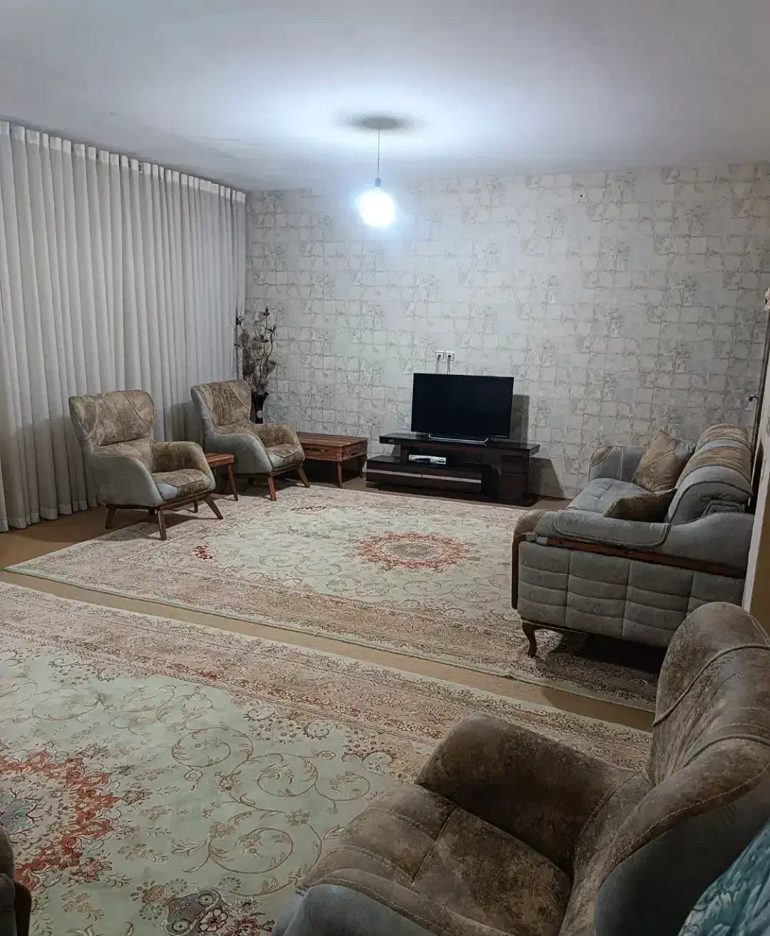 یکی طبقه  شهید غرویان