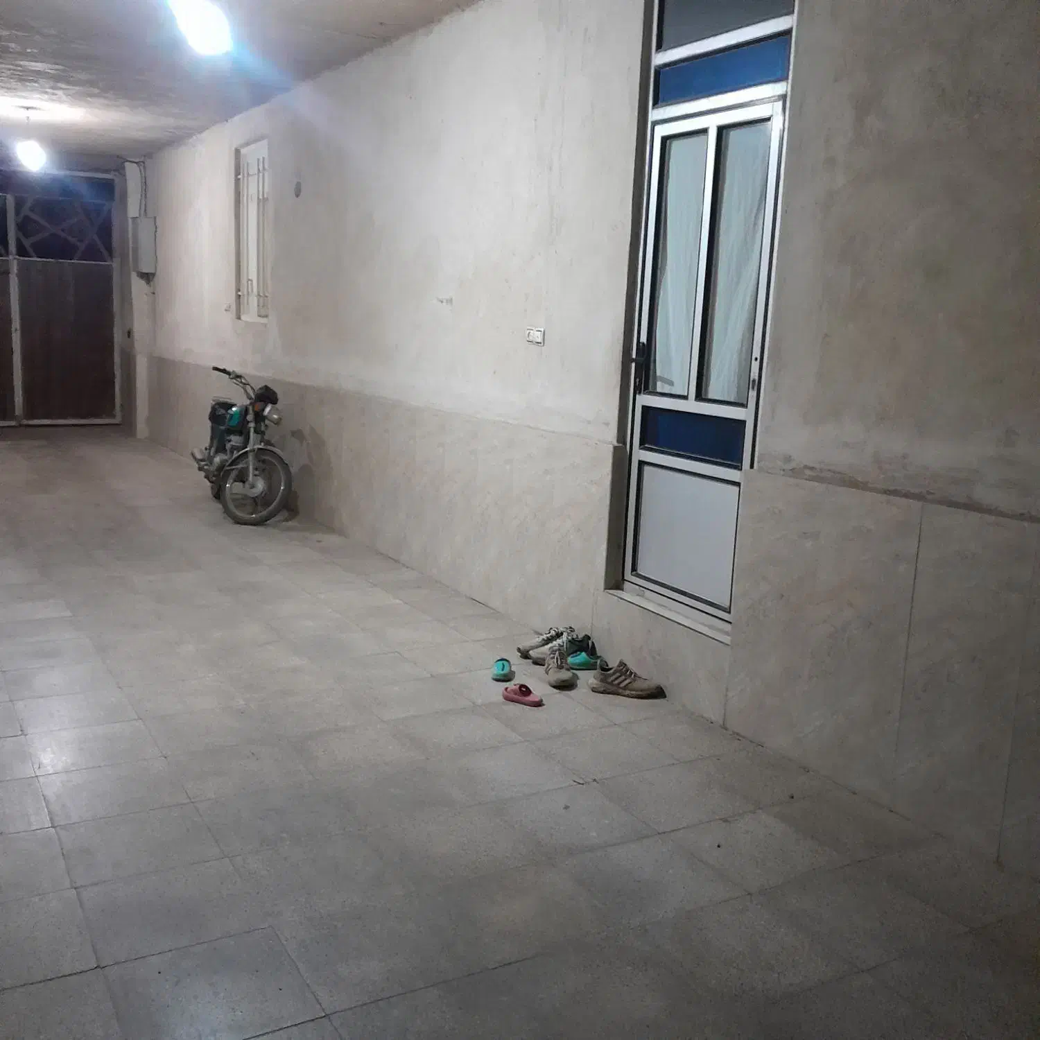 خانه ویلایی در خیابان ۳۰ متری تاجیک  خیابان سخاوت