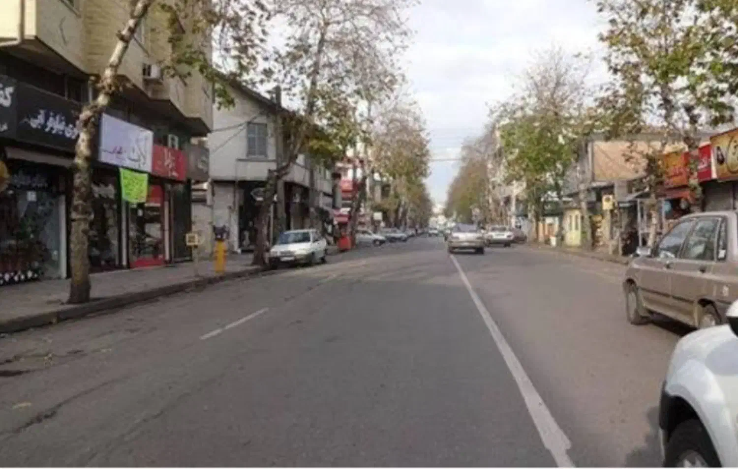 خانه آپارتمانی طبقه ۳ واقع در خیابان فلسطین