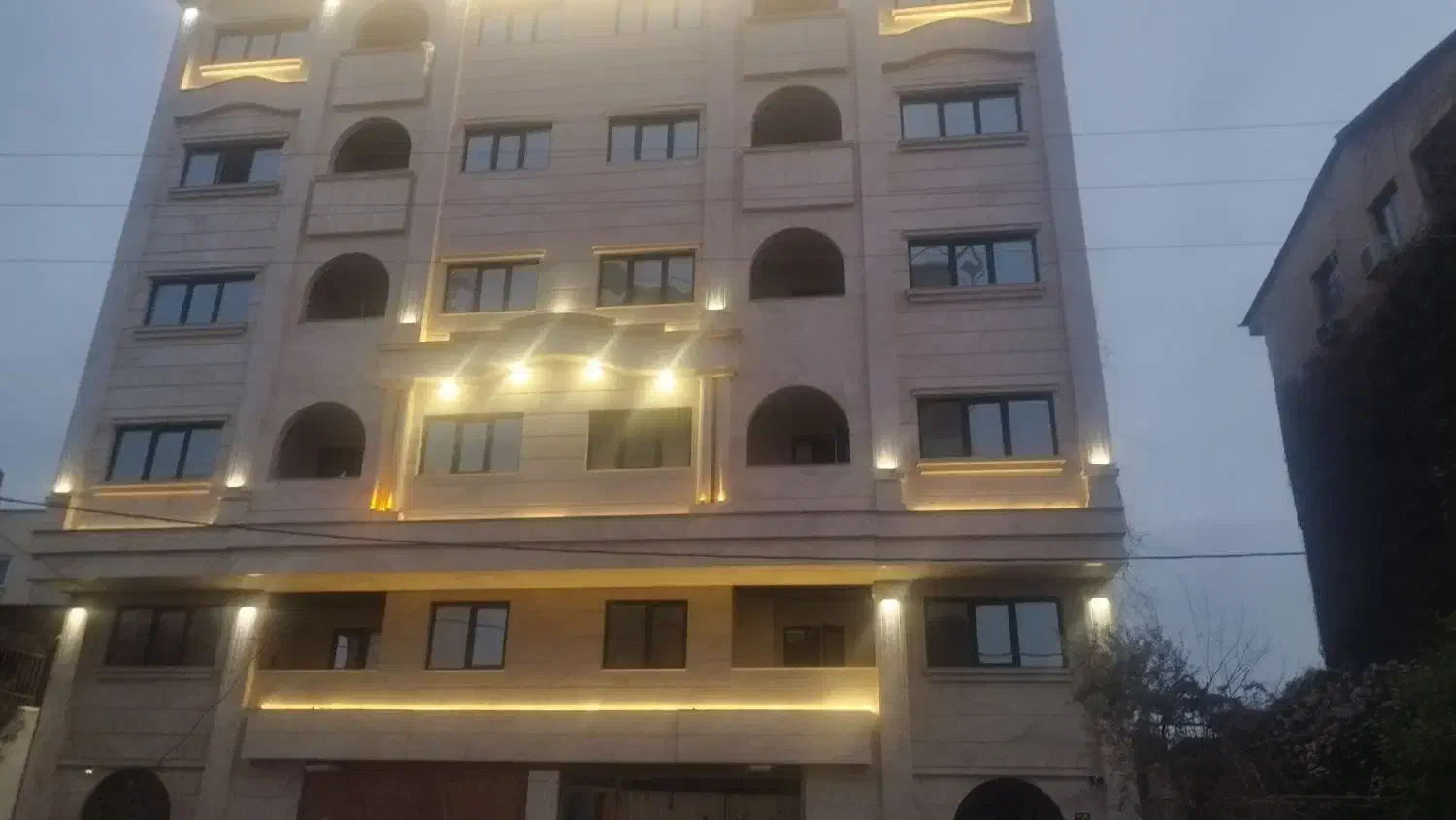 فروش یک واحد آپارتمان در مهرشهر آزادشهر