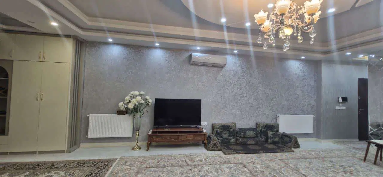 آپارتمان بر خ شهید رمضانی (۷تیر)