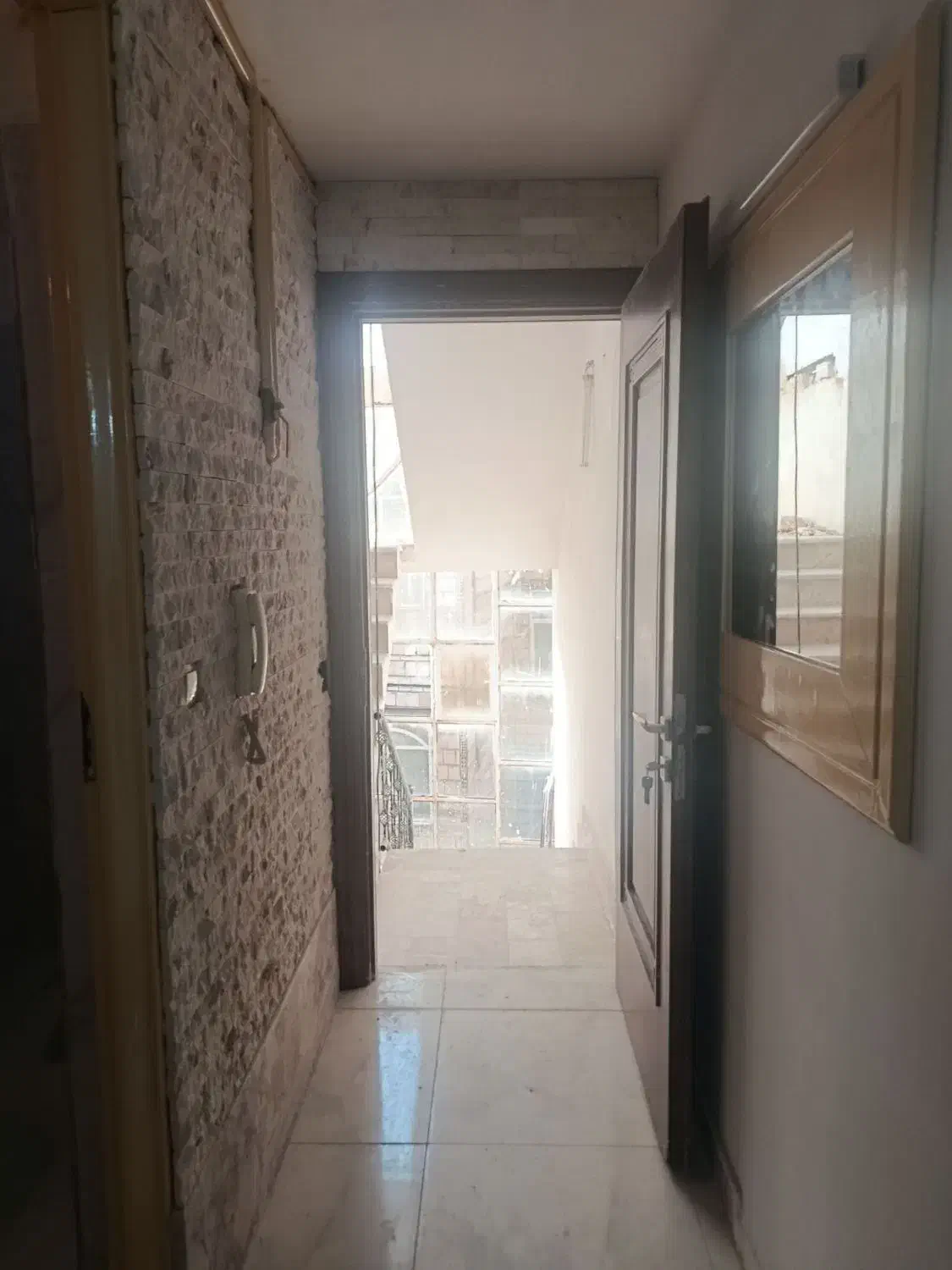 رهن اپارتمان ۸۵ متری دو خواب کلید نخورده طبرسی ۲۴