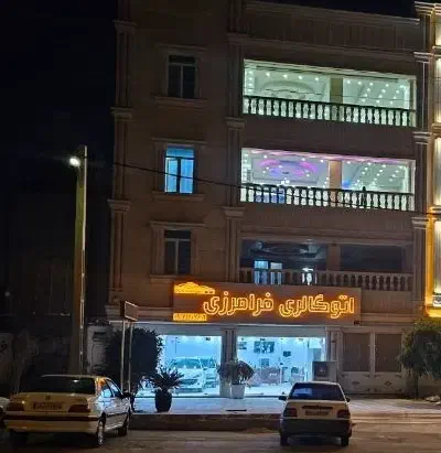 فروش تجاری ۹۰ متری تنگک دوم خیابان استادیوم