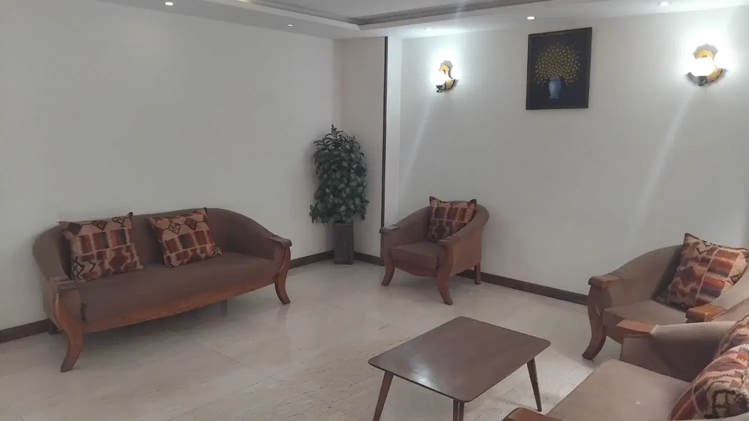 آپارتمان ۱۳۶ متری ۲ خواب مستر دیباجی جنوبی