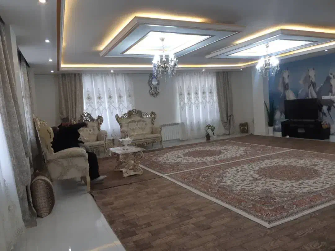 اجاره خانه کرهرود