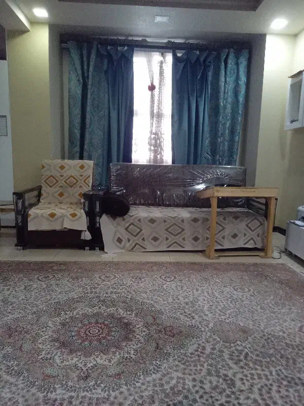 آپارتمان۱۳۰ متری صدرا معاوضه با آپارتمان در شیراز