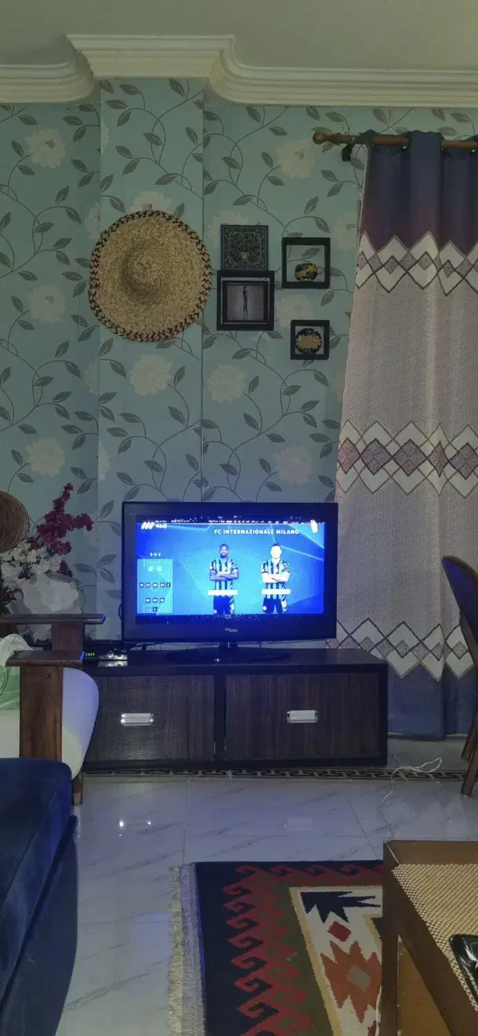 همخونه آقا