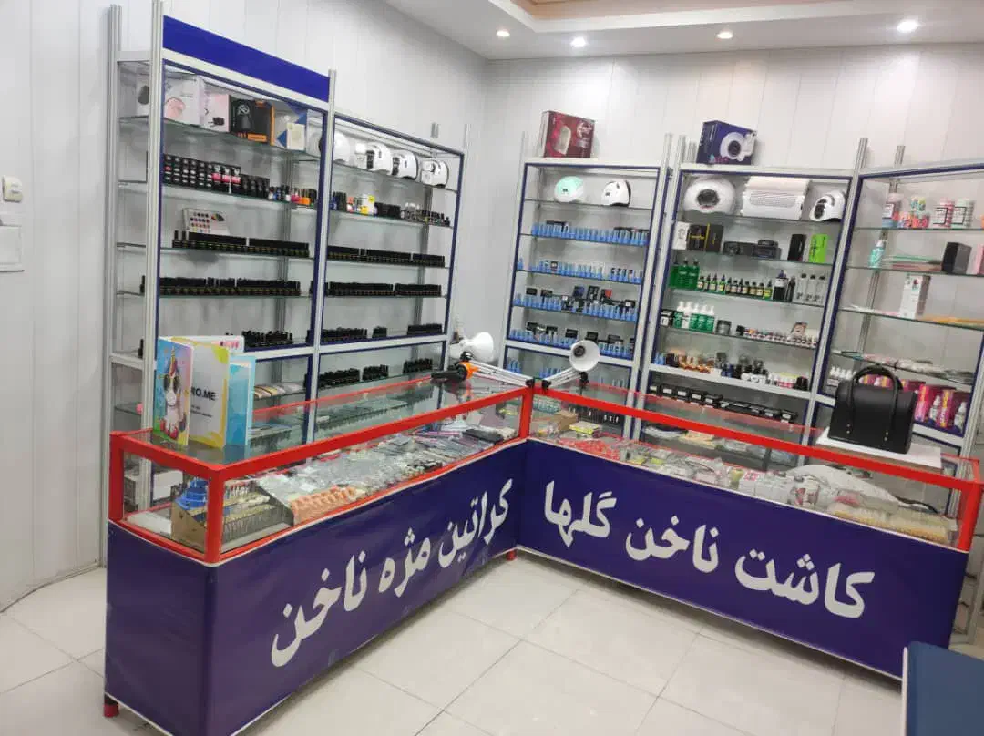 ۳۲ متر مغازه با سند شش دانگ دور میدان گلها