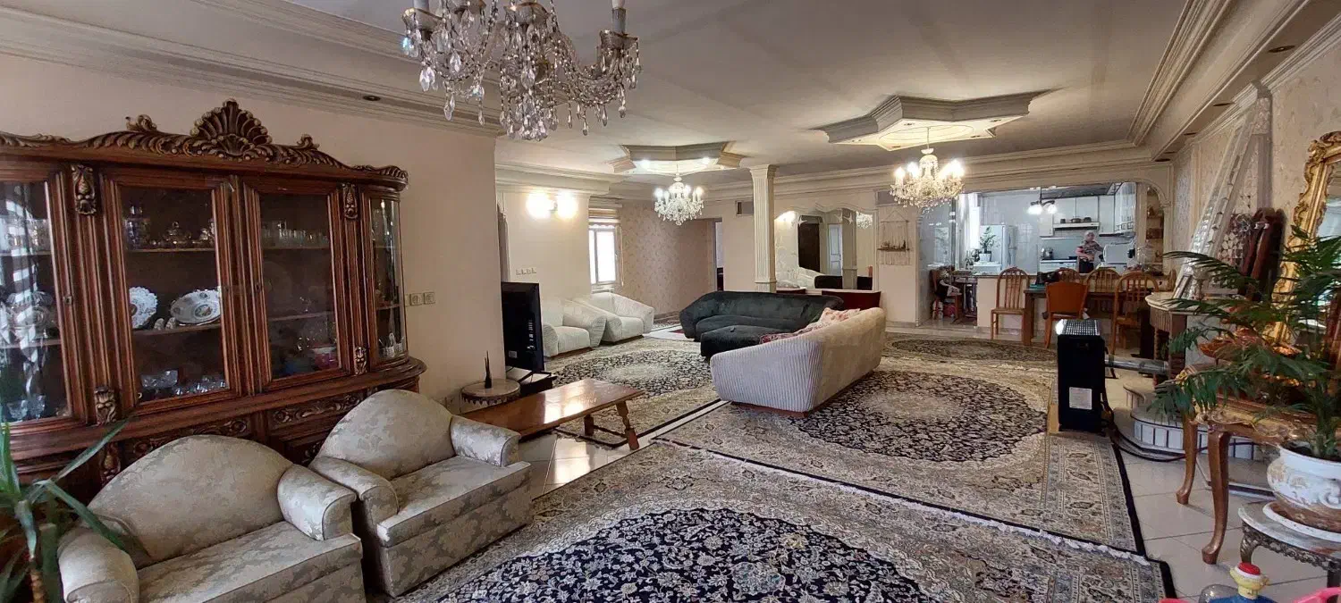 آپارتمان ۱۸۵ متر نیروهوایی