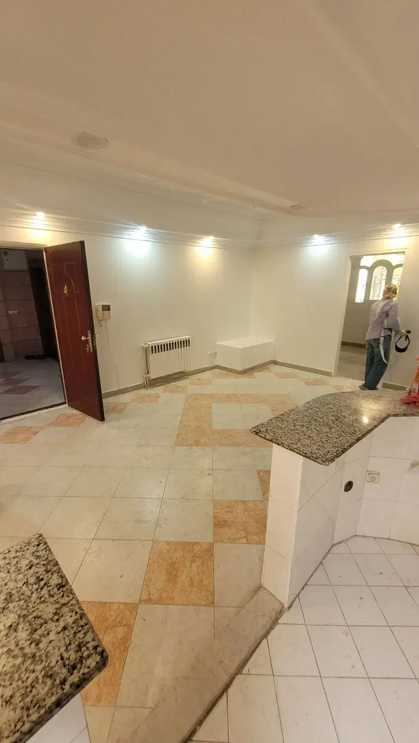 آپارتمان ۱۱۰ متری_تاپ لوکیشن_خوش نقشه