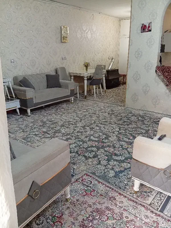 اجاره 1طبقه مسکونی در هادی اباد