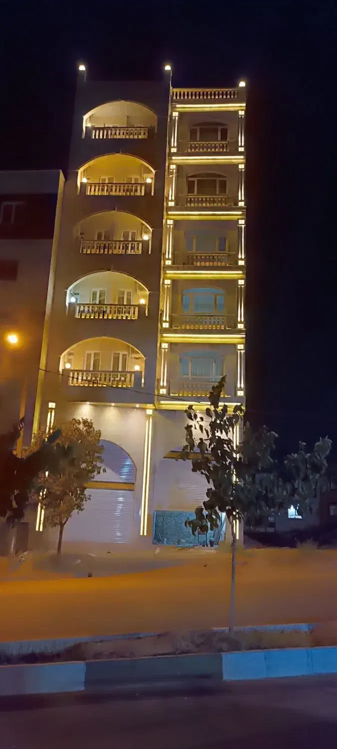 پیش فروش واحد ۱۵۰متری