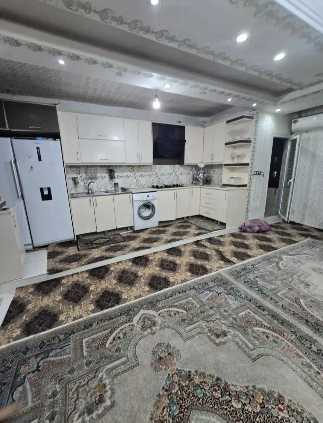 واحد ۹۰ متری فول امکانات (فرشته)